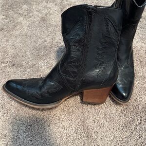 Elegant Black Leather Ankle Booties